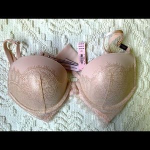 Victoria’s Secret Laced Bra